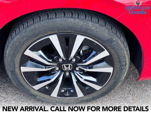 Used 2024 Honda Civic EX-L image 8