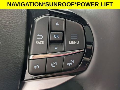 Used 2025 Ford Explorer Platinum RWD image 18