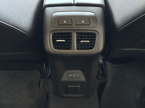 Used 2023 Buick Envision Avenir FWD image 17