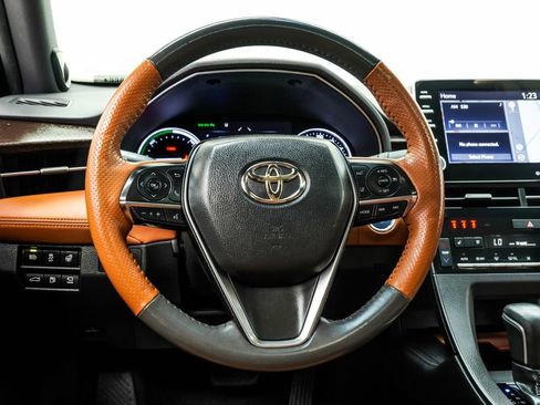 Used 2019 Toyota Avalon Limited w/ Advanced Safety Package FWD image 23