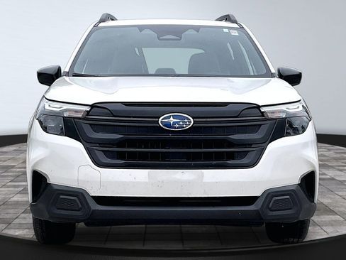 Certified 2025 Subaru Forester AWD/4WD image 3