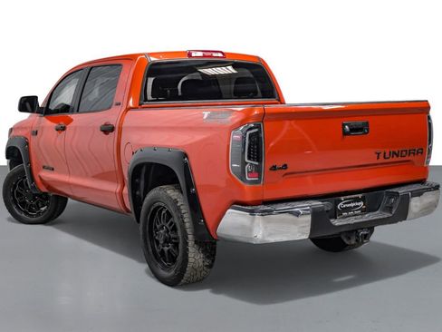 Used 2017 Toyota Tundra SR5 image 8