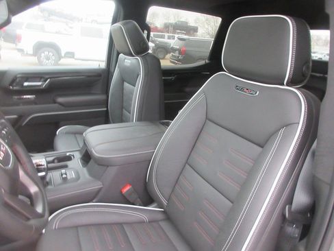 New 2026 GMC Sierra 1500 AT4X AWD/4WD image 17