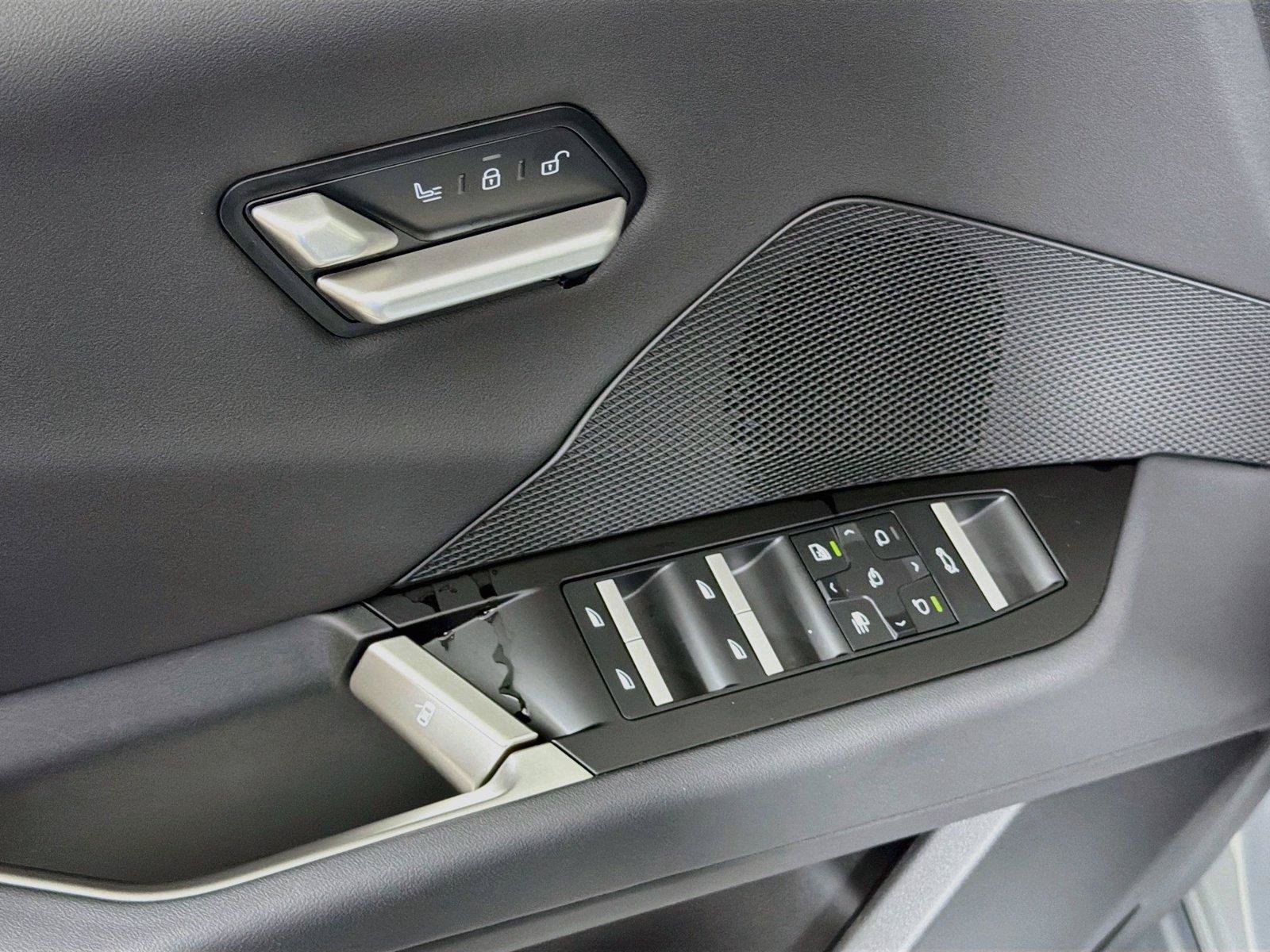 New 2027 BMW iX3 50 xDrive AWD/4WD image 16