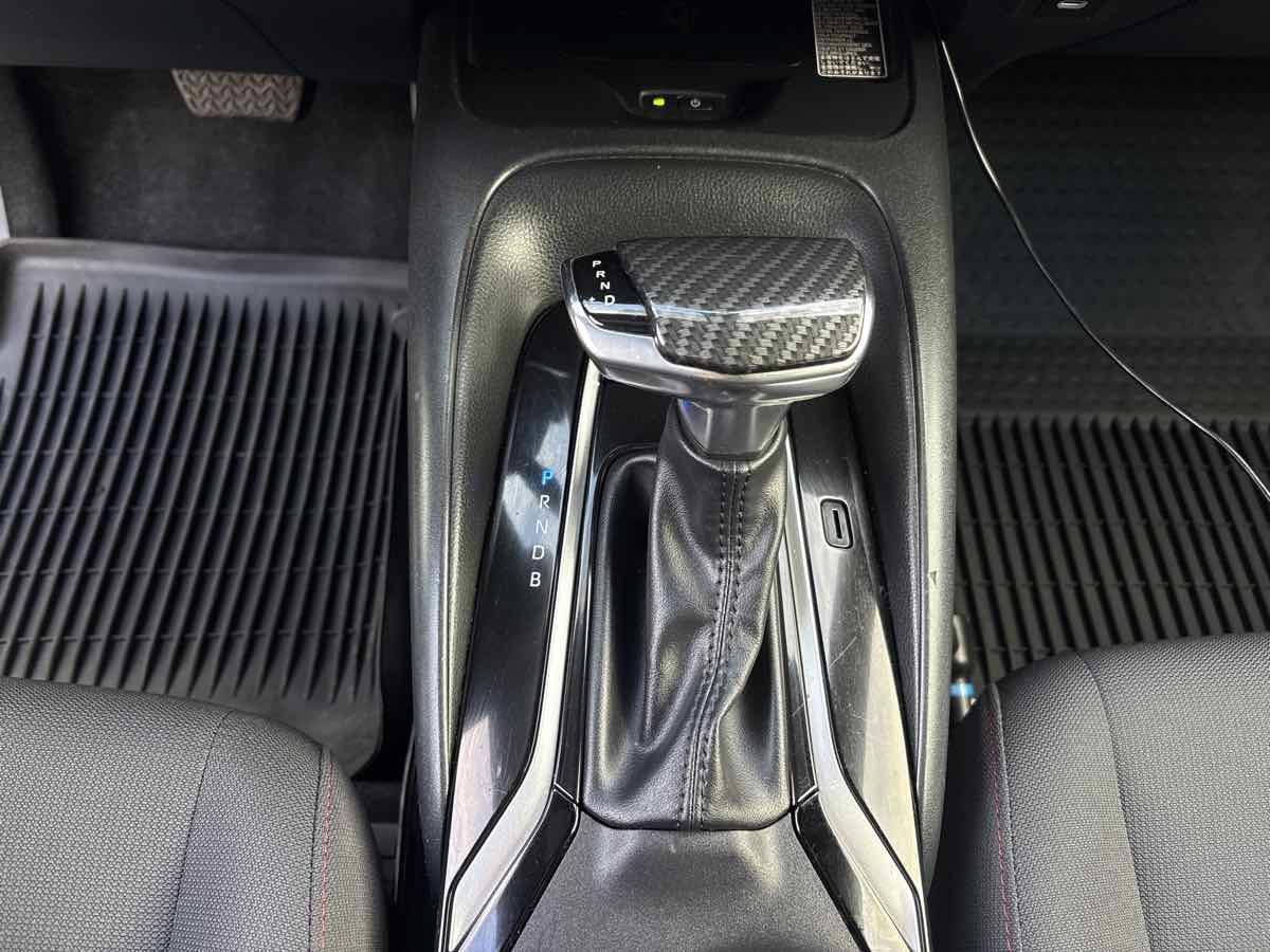 Used 2024 Toyota Corolla SE w/ SE Package FWD image 23