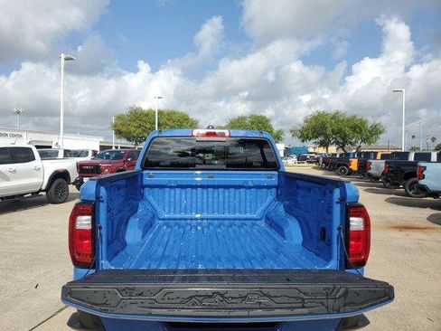 New 2026 GMC Canyon Elevation w/ Convenience Package image 13