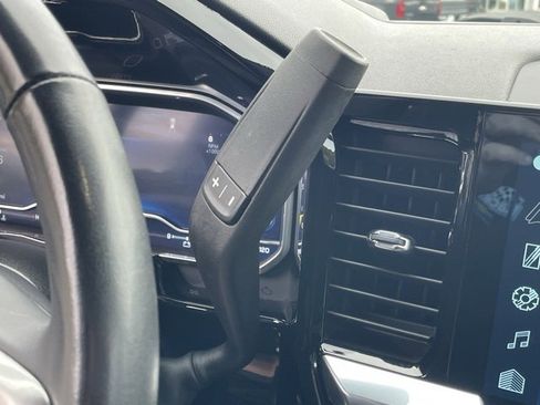 Used 2022 Chevrolet Silverado 1500 LT image 32