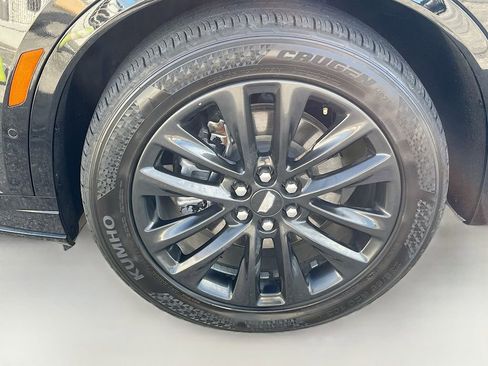 Used 2023 Cadillac XT6 Premium Luxury w/ Technology Package image 33