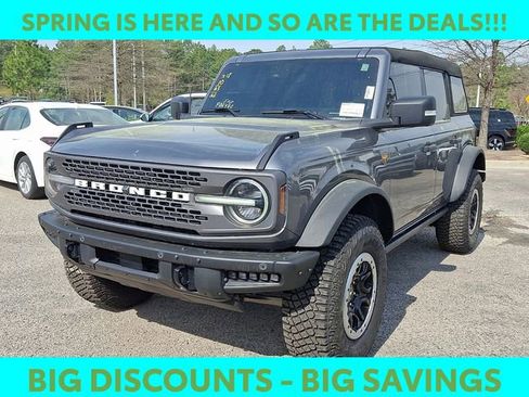 Used 2022 Ford Bronco Badlands image 4