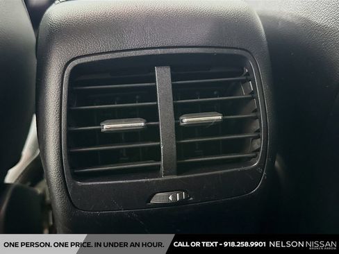 Used 2020 Ford Escape Titanium FWD image 25