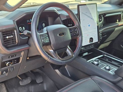 Used 2024 Ford Expedition Max Limited AWD/4WD image 11