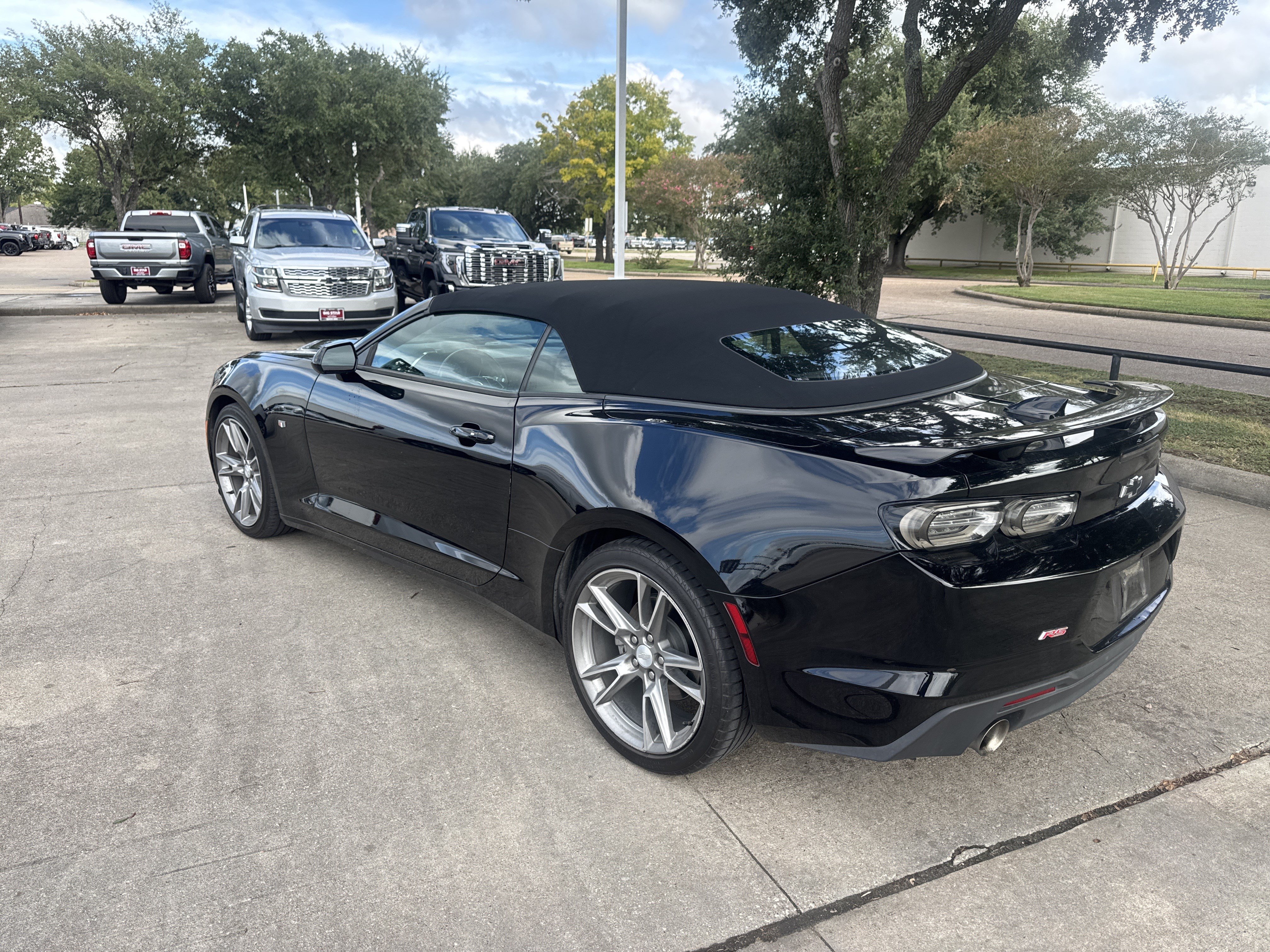 Used 2024 Chevrolet Camaro LT w/ RS Package RWD image 7