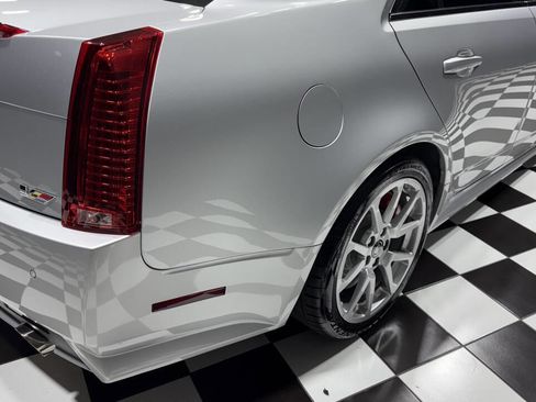 Used 2014 Cadillac CTS V image 18