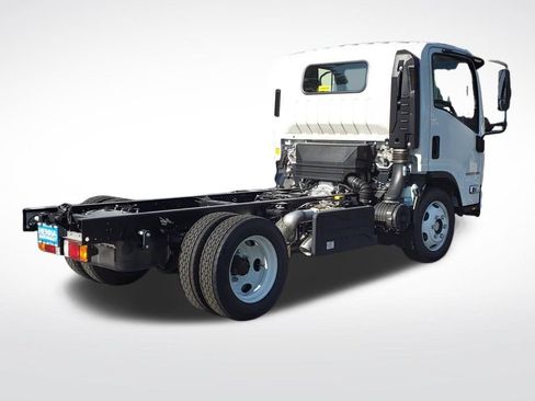 New 2025 Chevrolet Low Cab Forward 5500 XD RWD image 4