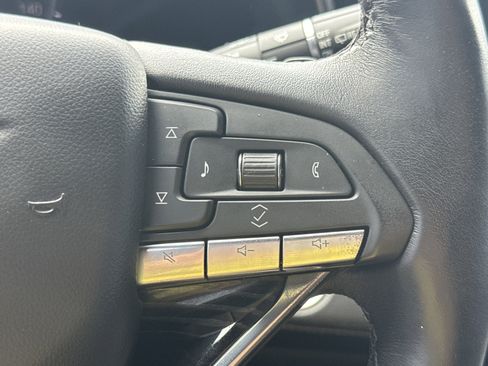 Used 2022 Cadillac Escalade ESV Sport w/ Touring Package AWD/4WD image 17