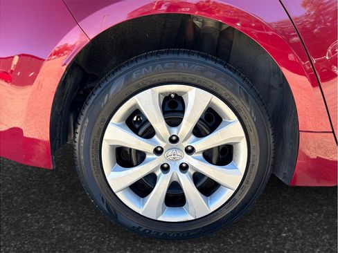 Used 2022 Toyota Corolla LE image 14
