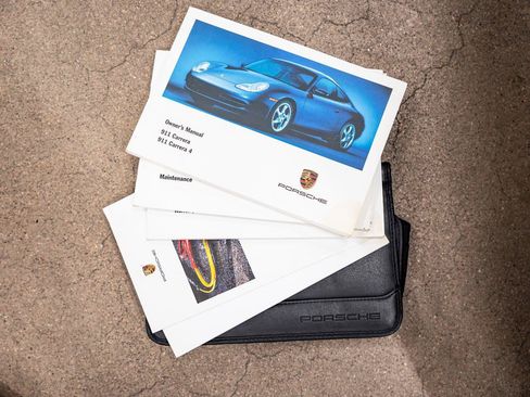 Used 2000 Porsche 911 Cabriolet image 18