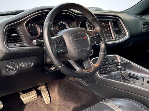 Used 2018 Dodge Challenger SXT Plus RWD image 14