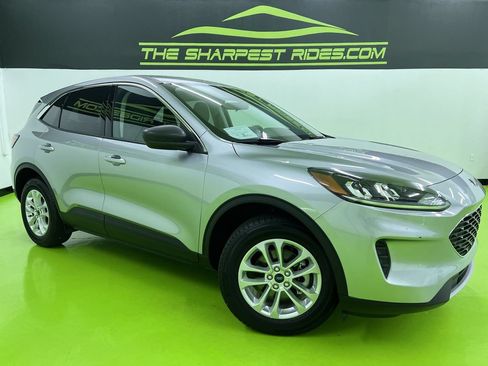Used 2022 Ford Escape SE AWD/4WD image 1