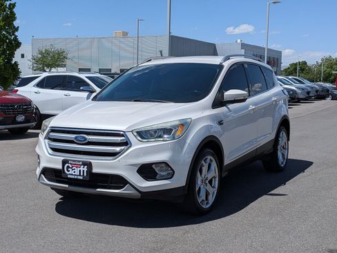 Used 2017 Ford Escape Titanium AWD/4WD image 10
