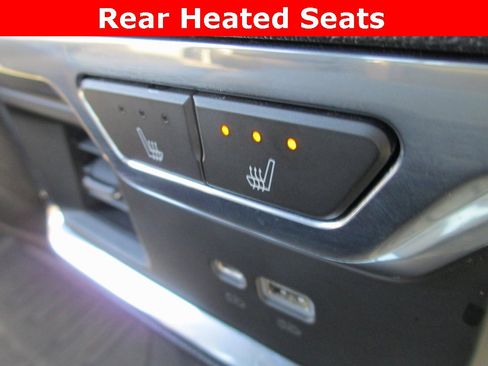 Certified 2022 GMC Sierra 1500 SLT w/ SLT Convenience Package image 24