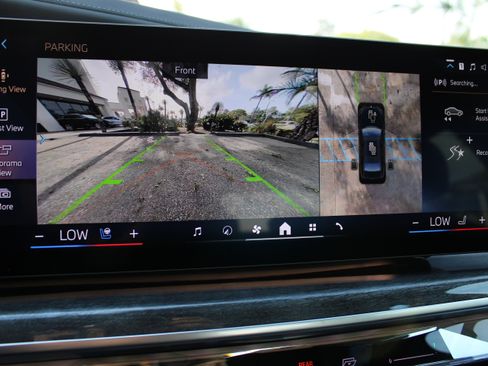 Used 2023 BMW 760i xDrive image 20