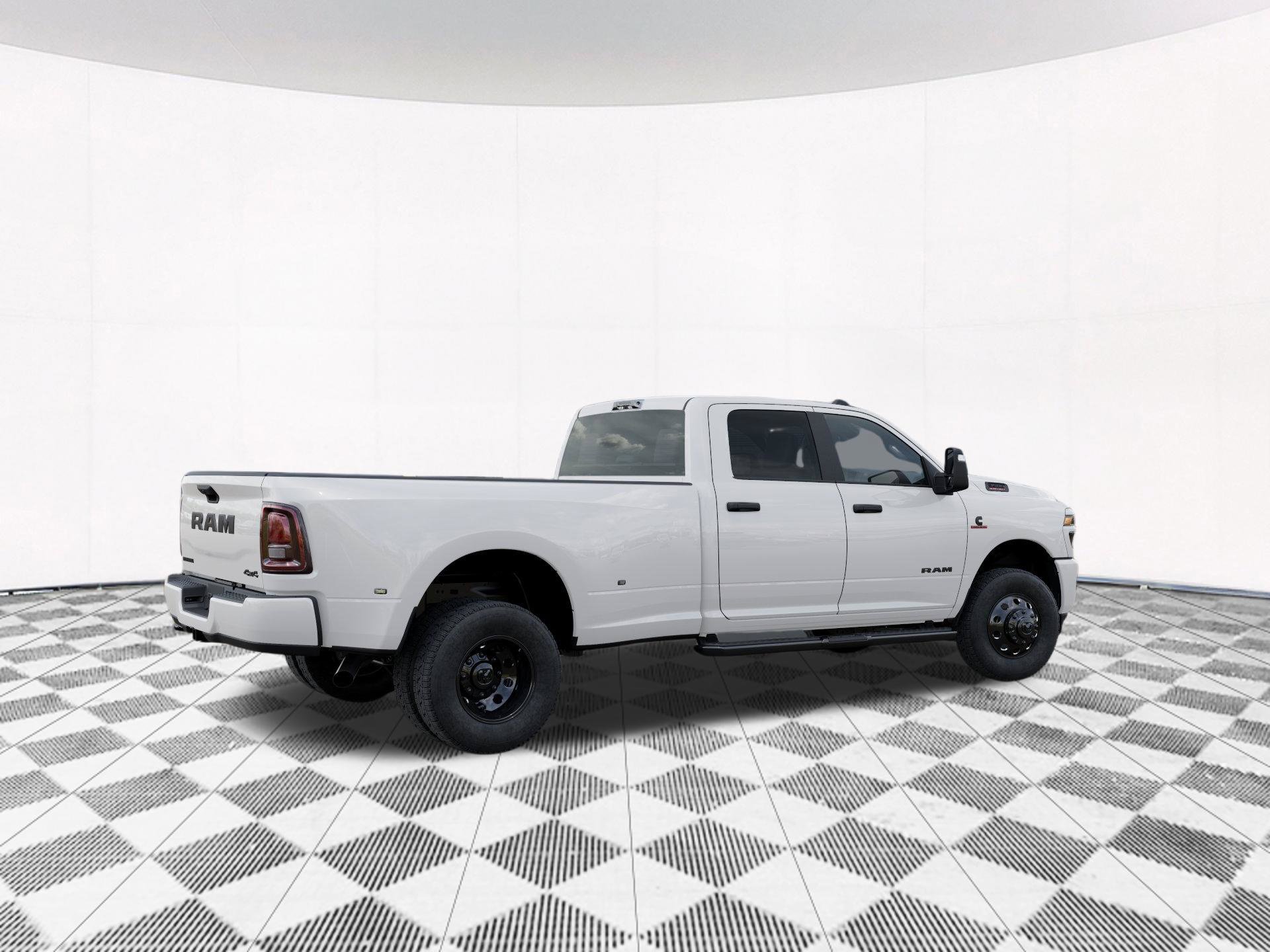 New 2027 RAM 3500 Big Horn AWD/4WD image 5