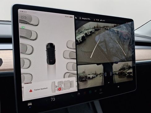 Used 2021 Tesla Model Y Long Range image 19