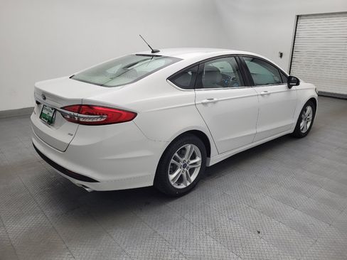 Used 2018 Ford Fusion SE FWD image 10