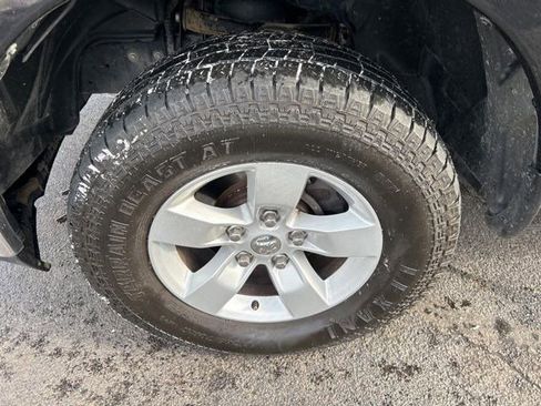 Used 2020 RAM 1500 Classic SLT image 47