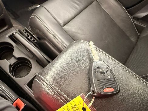 Used 2016 Jeep Compass High Altitude FWD image 27