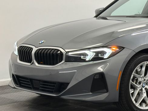 Used 2025 BMW 330i xDrive Sedan AWD/4WD image 2