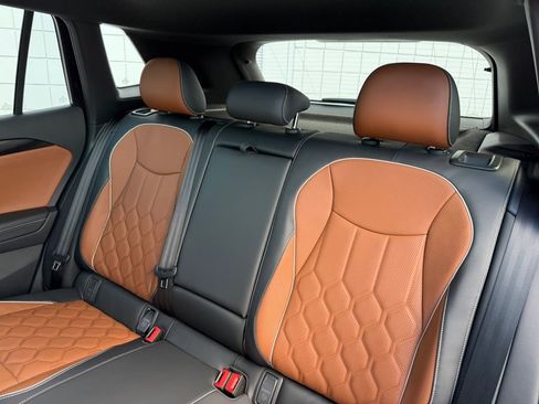 New 2026 Volkswagen Tiguan SEL R-Line AWD/4WD image 20