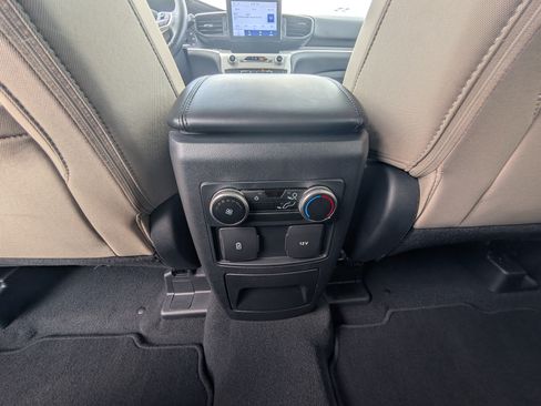 Certified 2023 Ford Explorer XLT AWD/4WD image 18