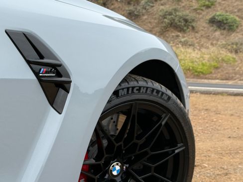 Used 2024 BMW M4 Competition RWD image 44
