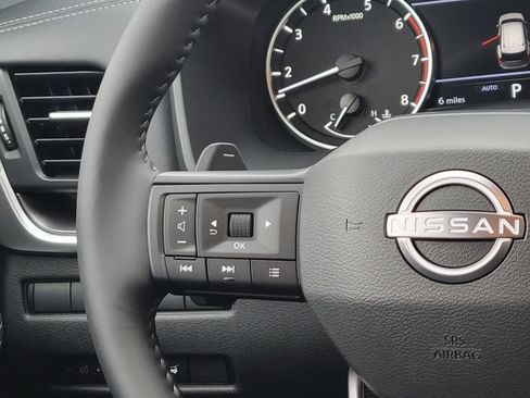 New 2026 Nissan Rogue SV AWD/4WD image 30