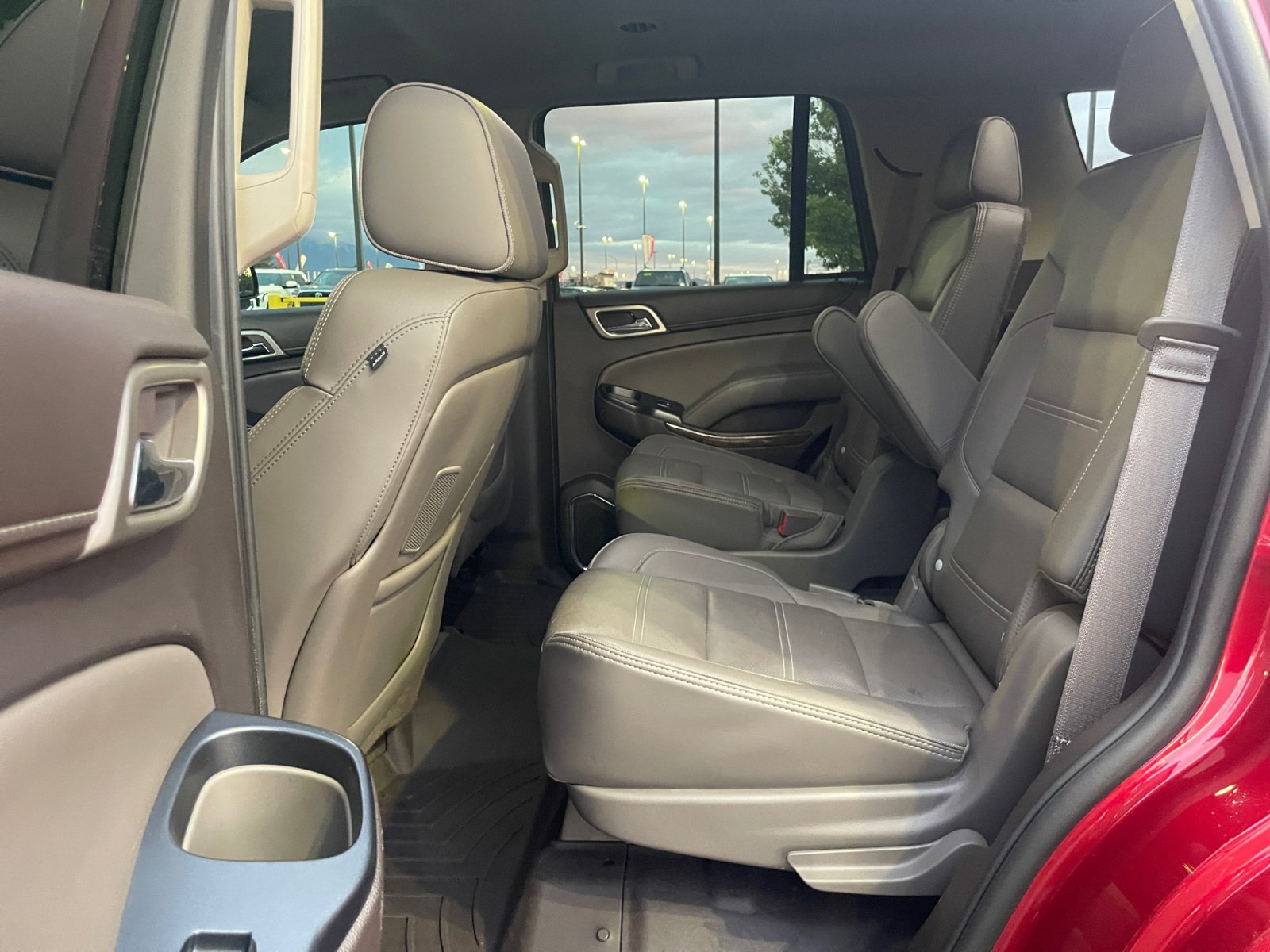 Used 2015 GMC Yukon Denali AWD/4WD image 24