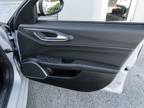 Used 2023 Alfa Romeo Giulia Sprint image 30