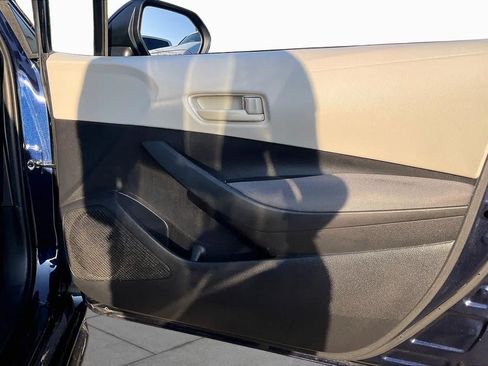 Used 2022 Toyota Corolla LE FWD image 20