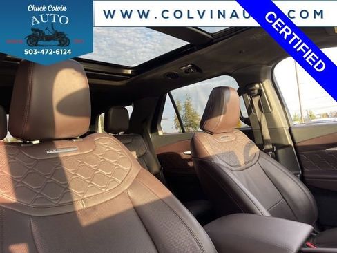 Certified 2025 Ford Explorer Platinum w/ LUX Leather Package image 16