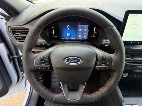 New 2026 Ford Escape ST-Line w/ Tech Pack #1 image 2