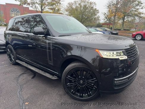 Used 2025 Land Rover Range Rover Long Wheelbase Autobiography AWD/4WD image 2