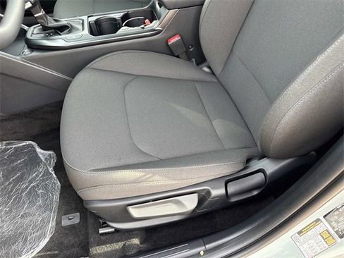 New 2026 Kia K4 LXS image 13