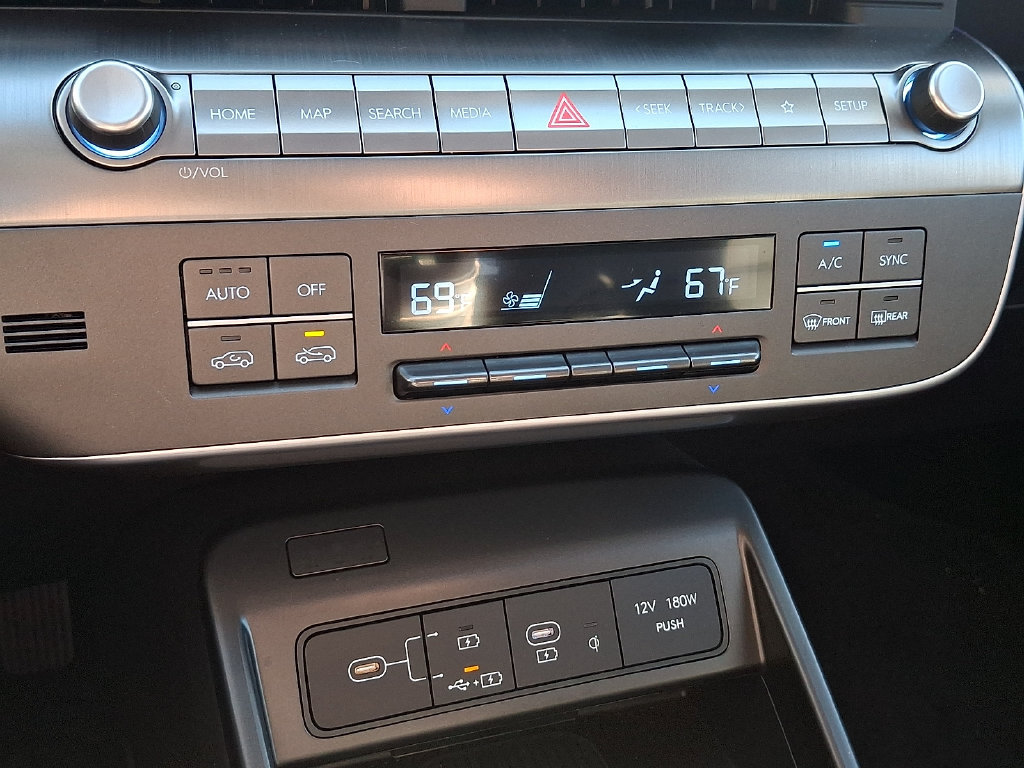 Used 2026 Hyundai Kona Limited AWD/4WD image 16