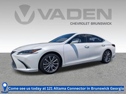 Used 2019 Lexus ES 350 w/ Accessory Package 2