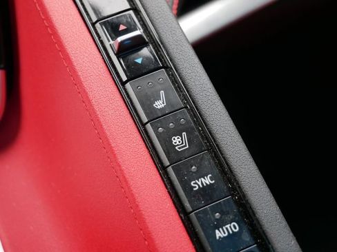 Used 2023 Chevrolet Corvette Stingray Preferred Cpe w/ Battery Protection Package RWD image 18