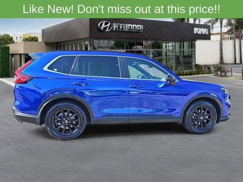 Used 2025 Honda CR-V Sport image 2