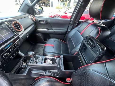 Used 2023 Toyota Tacoma TRD Sport w/ Technology Package AWD/4WD image 24