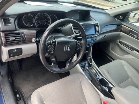 Used 2016 Honda Accord EX-L image 10