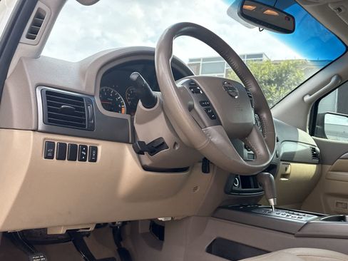 Used 2014 Nissan Armada SV w/ SV Driver Package RWD image 2